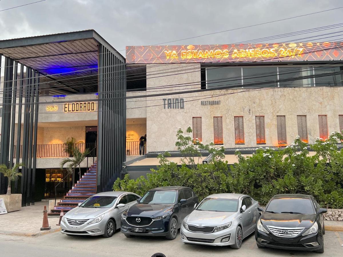 Vacation Studios With Rooftop Pool, Beach Club, Spa, Restaurants - Ducassi Collection - Playa Los Corales Punta Cana Exterior photo
